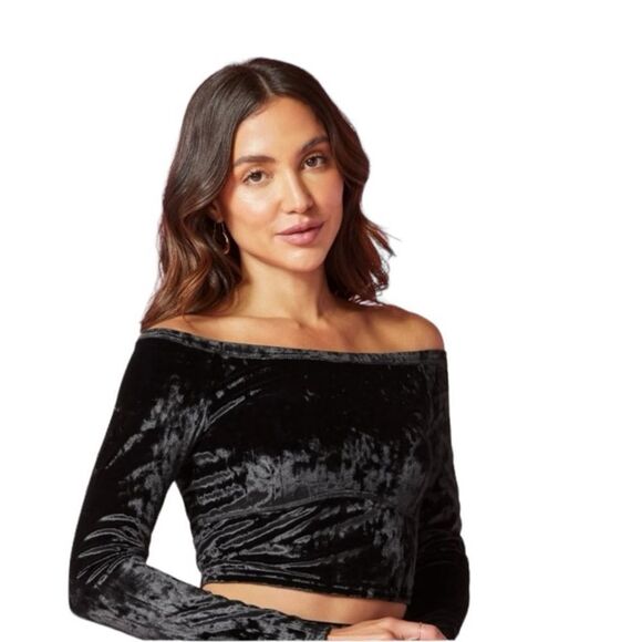 Yitty Fabletics Plusshy Shaping Top 3X in Iconic Black NWT - Picture 5 of 13